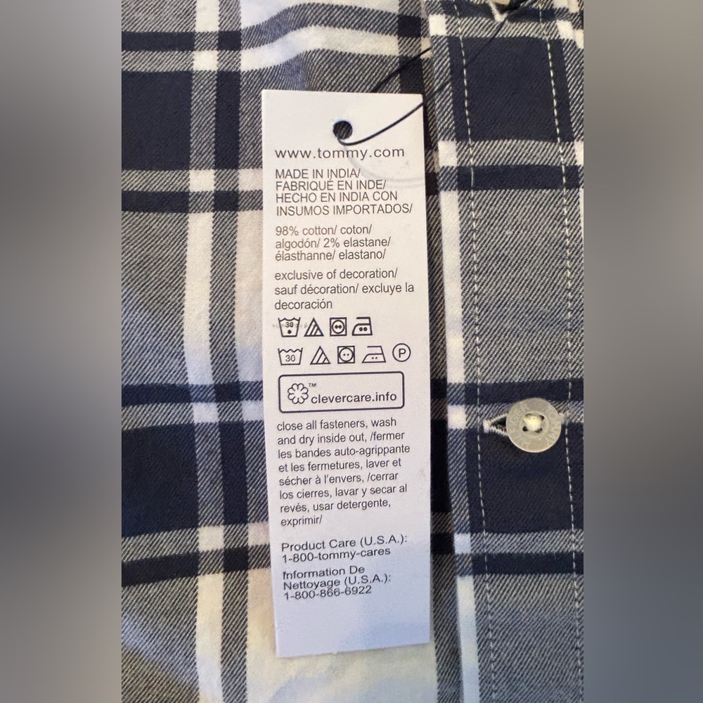 Tommy Hilfiger Men's Regular Fit Plaid Shirt Front Pocket Size Small New - Picture 8 of 12